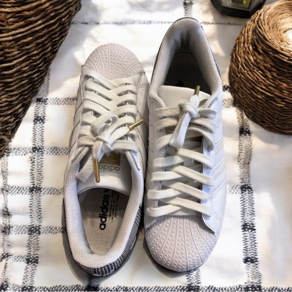 Adidas White Sneakers with Gold and Black Accents RARE - Picture 17 of 17